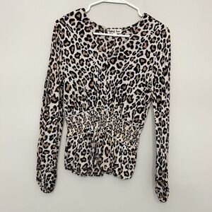 Gypsy Love Blouse‎ top Womens Small Leopard Smocked Animal Print V Neck